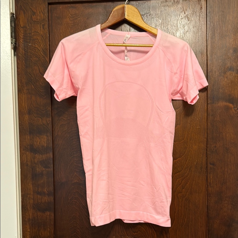 Lululemon Swiftly Pink Top sz 8